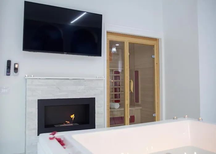 - Il Nido D'amore 4* Roma